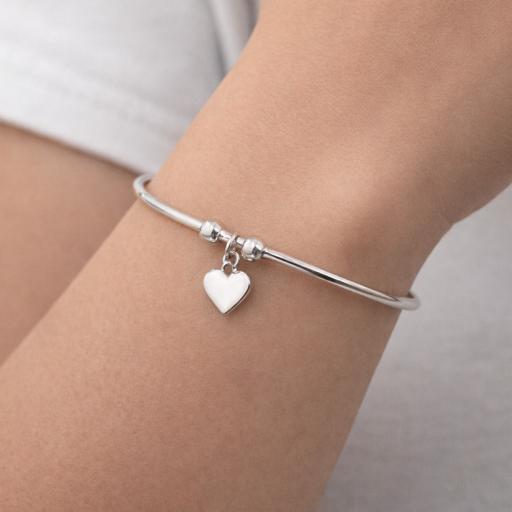 Heartcharmbangle1.png