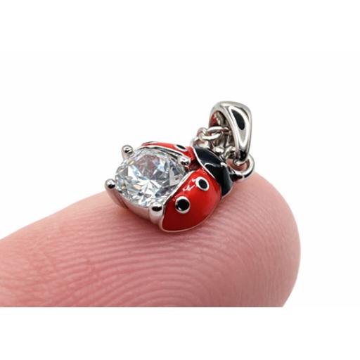 Ladybirdpendant2.png