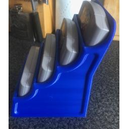 Nintendo-64-cartridge-stand-side.jpg