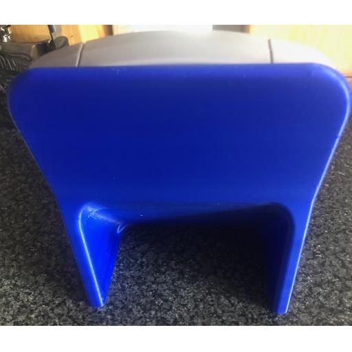 Nintendo-64-cartridge-stand-back.png