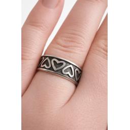 stainless-steel-8mm-hearts-ring.png